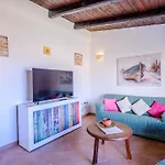 Villa Sardinia Family Lucrezia